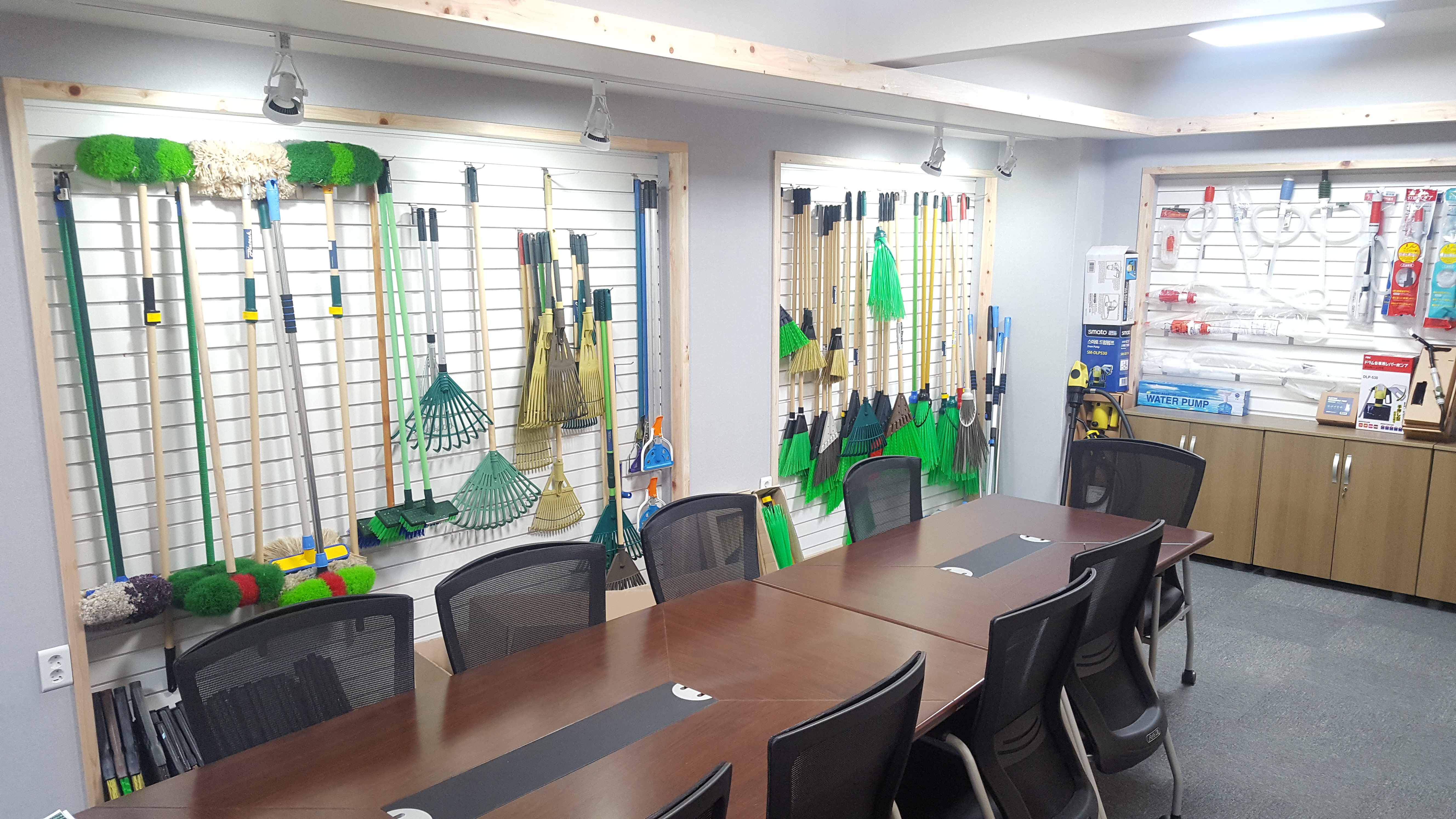 PLATECH Co., Ltd. – cleaning tools 2