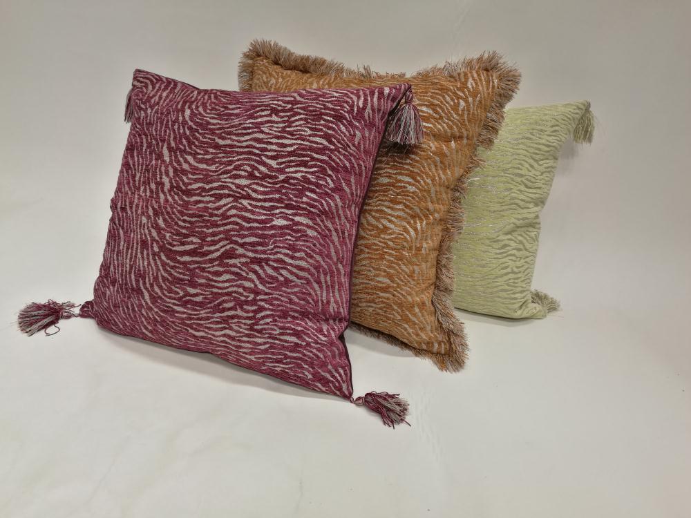 Jacquard pillow