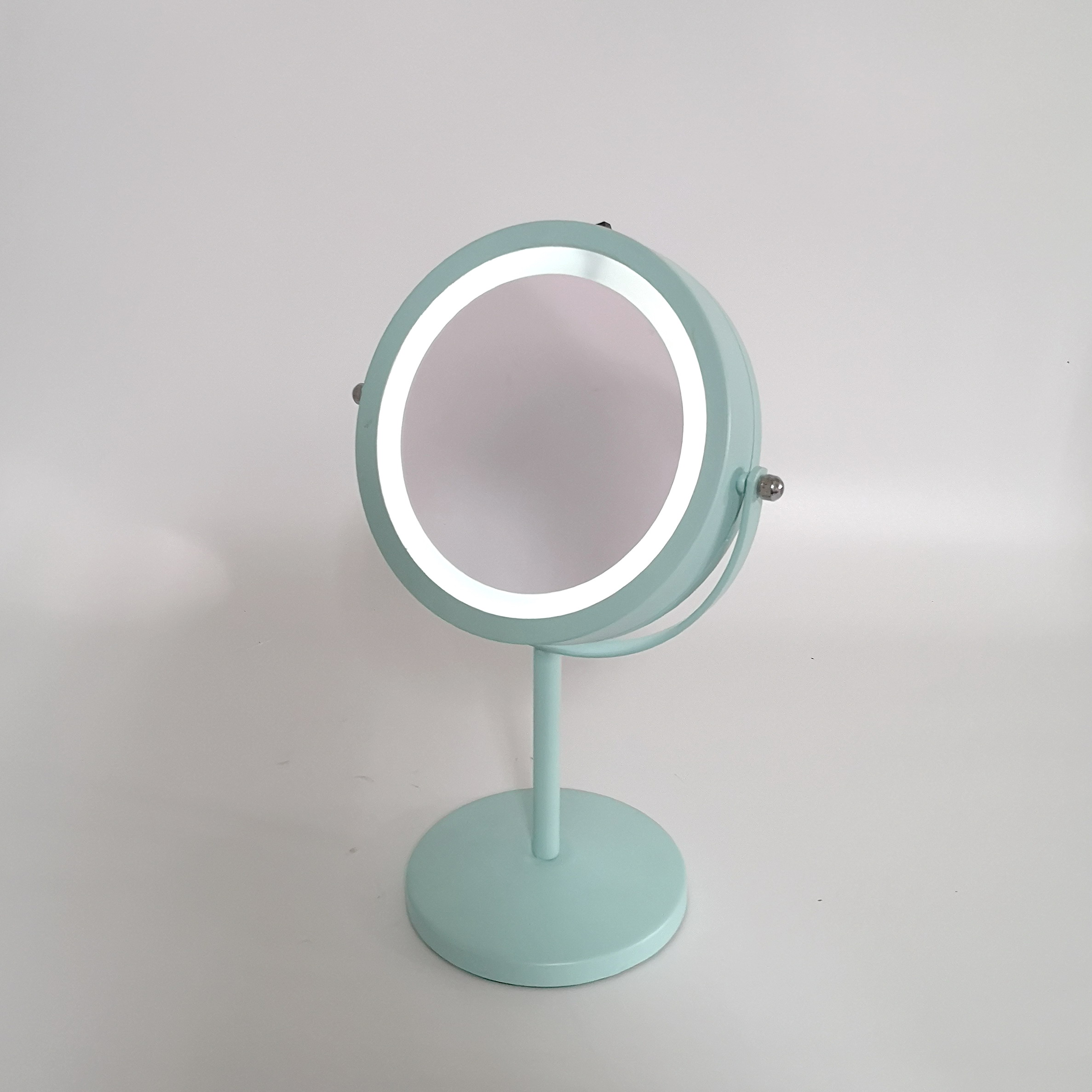 LED make up mirror