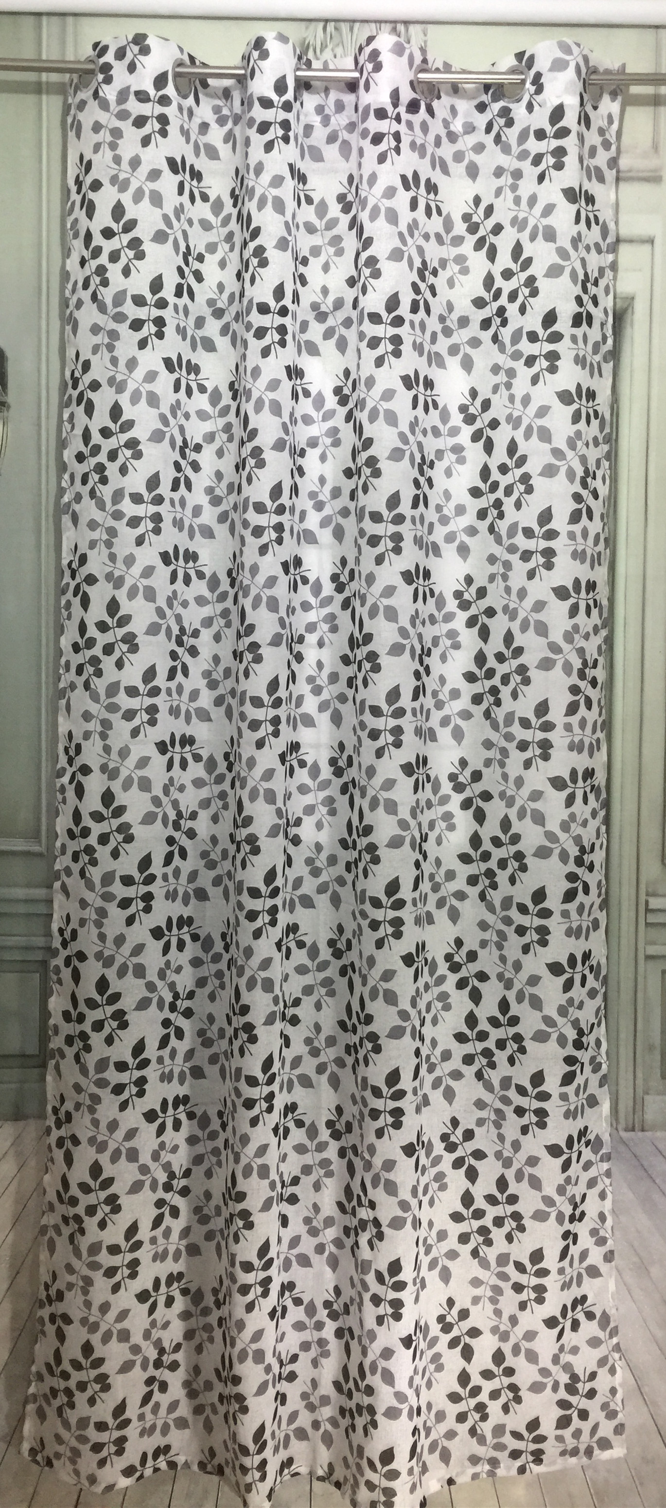 Curtain