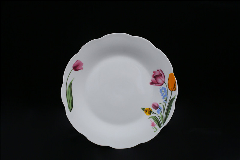 Cut Edge Porcelain Dinner Plate