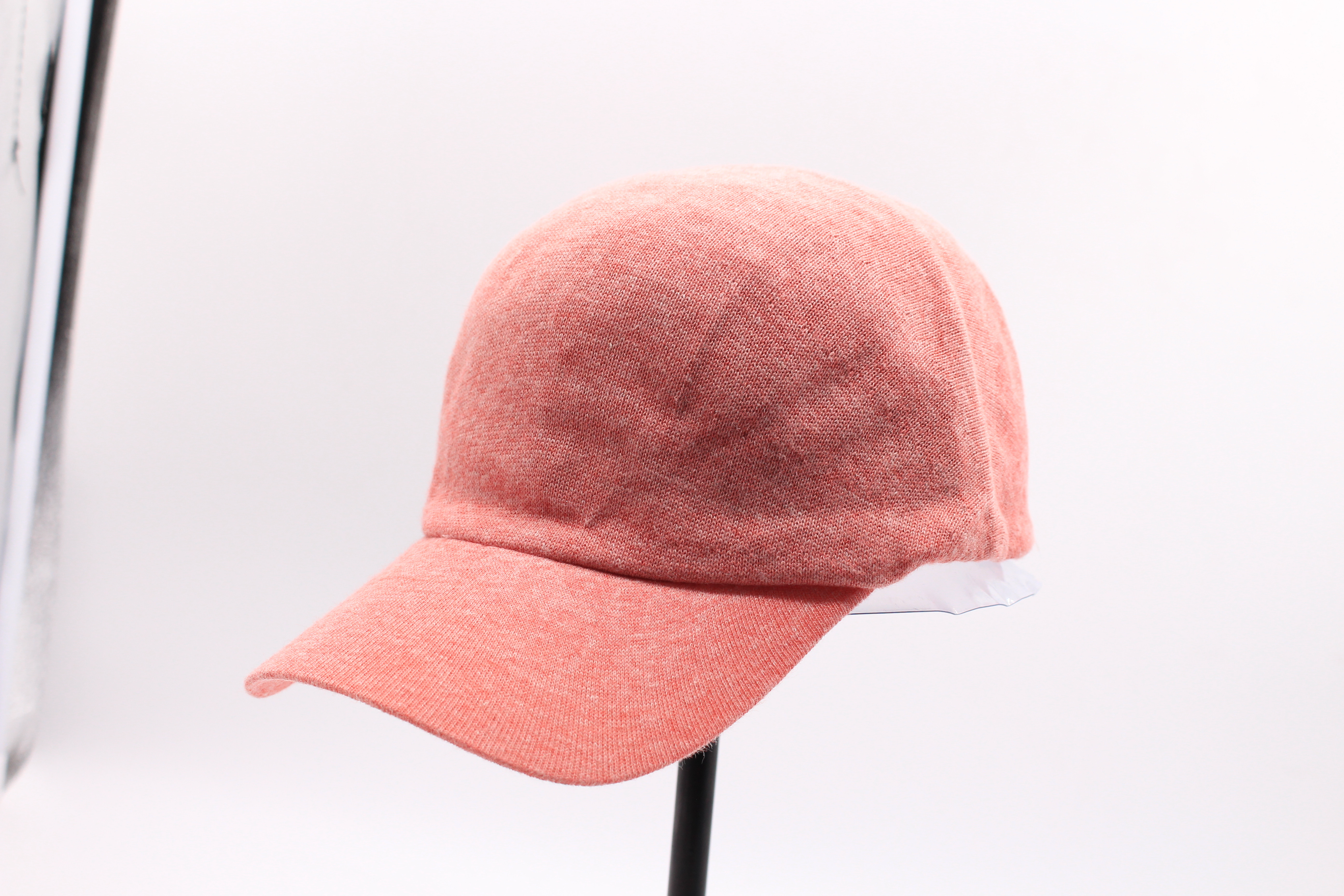 Women's peaked cap