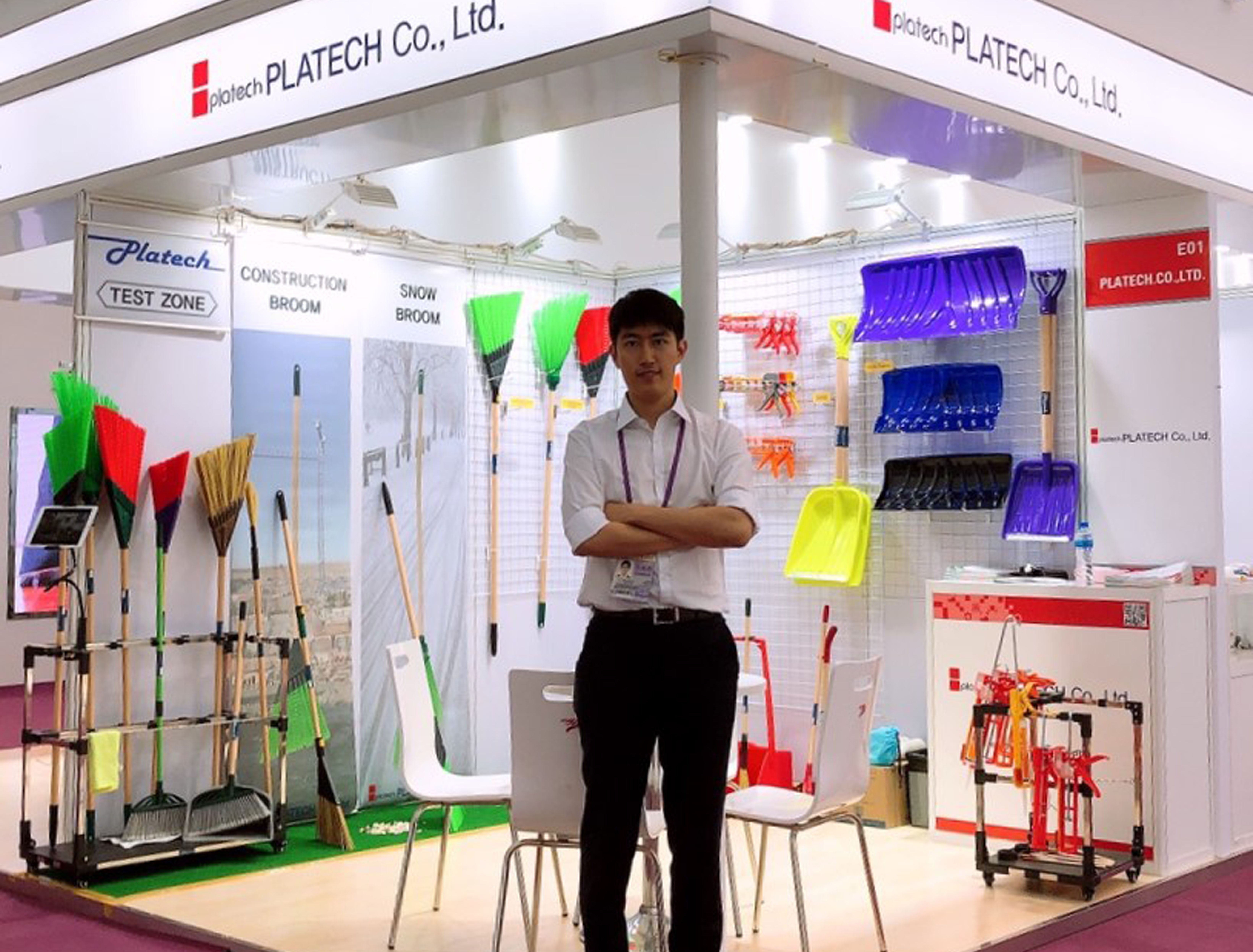 PLATECH Co., Ltd. – Glue gun 1