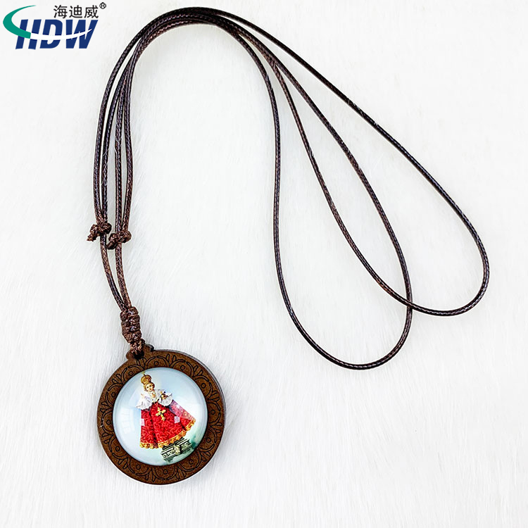 Custom Design Custom Photo Wholesale Religious Wood Pendant Cord Necklace