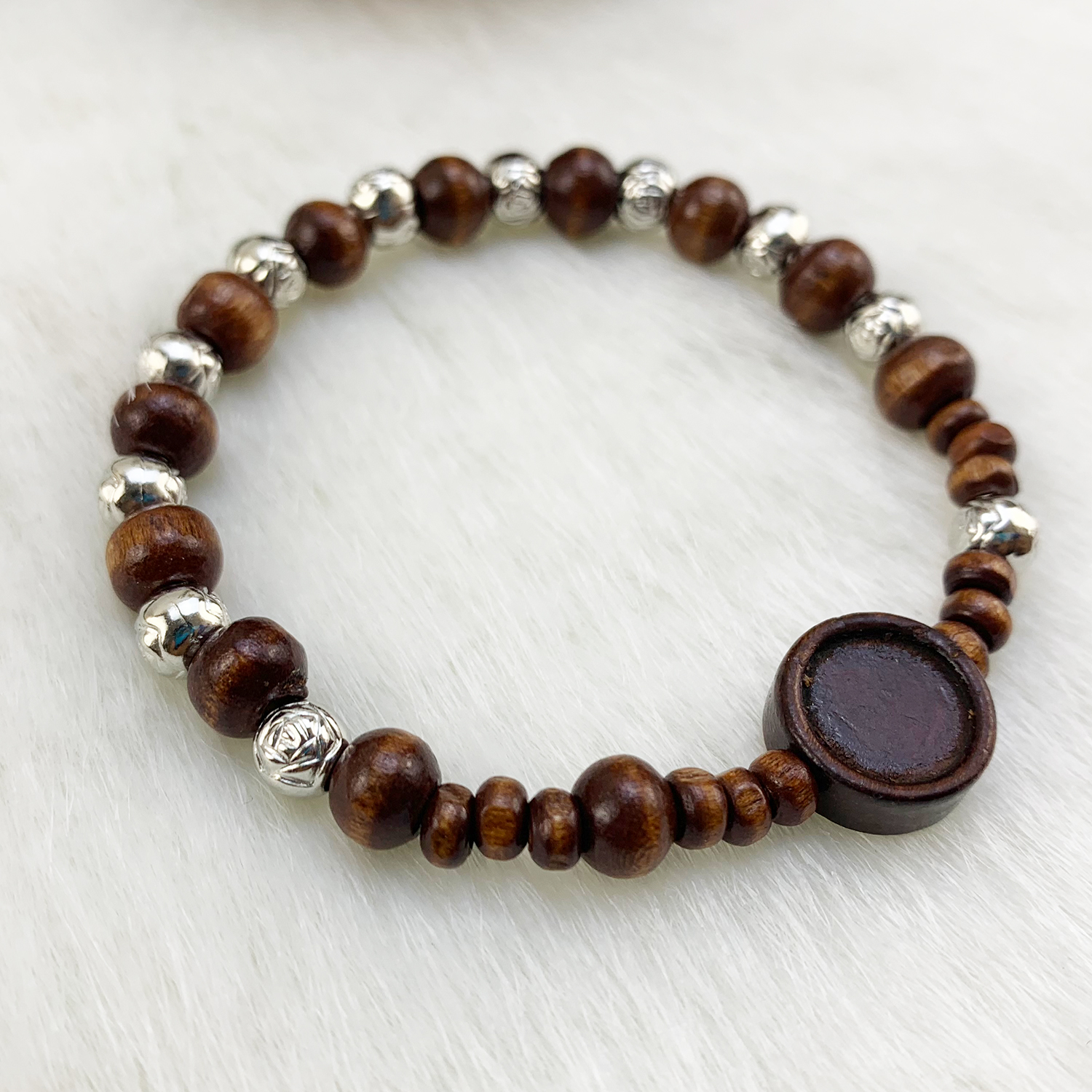 Factory Supplier Fashional Hot popular Latest Design Chriatian Catholic 7mm Wood Beads Rosary Bracelet