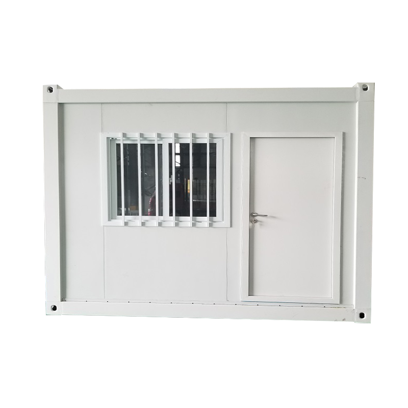 Customized flat steel and wood container houses for offices, shops, etc.