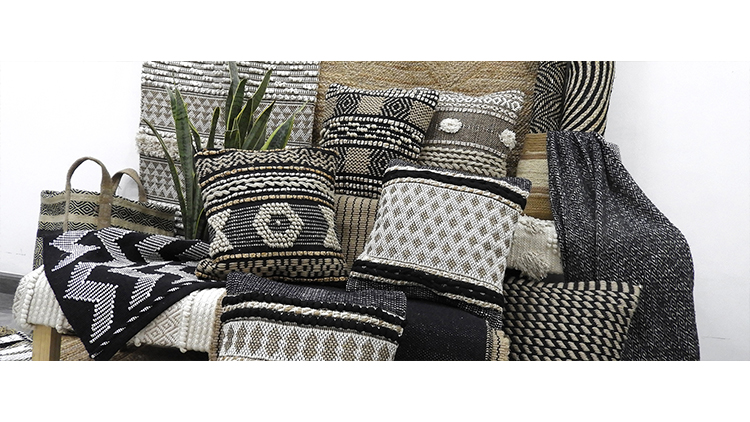 LAAJ INTERNATIONAL – cushions 2