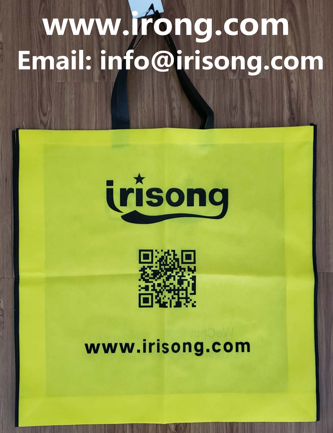 Large nonwoven shopping bag