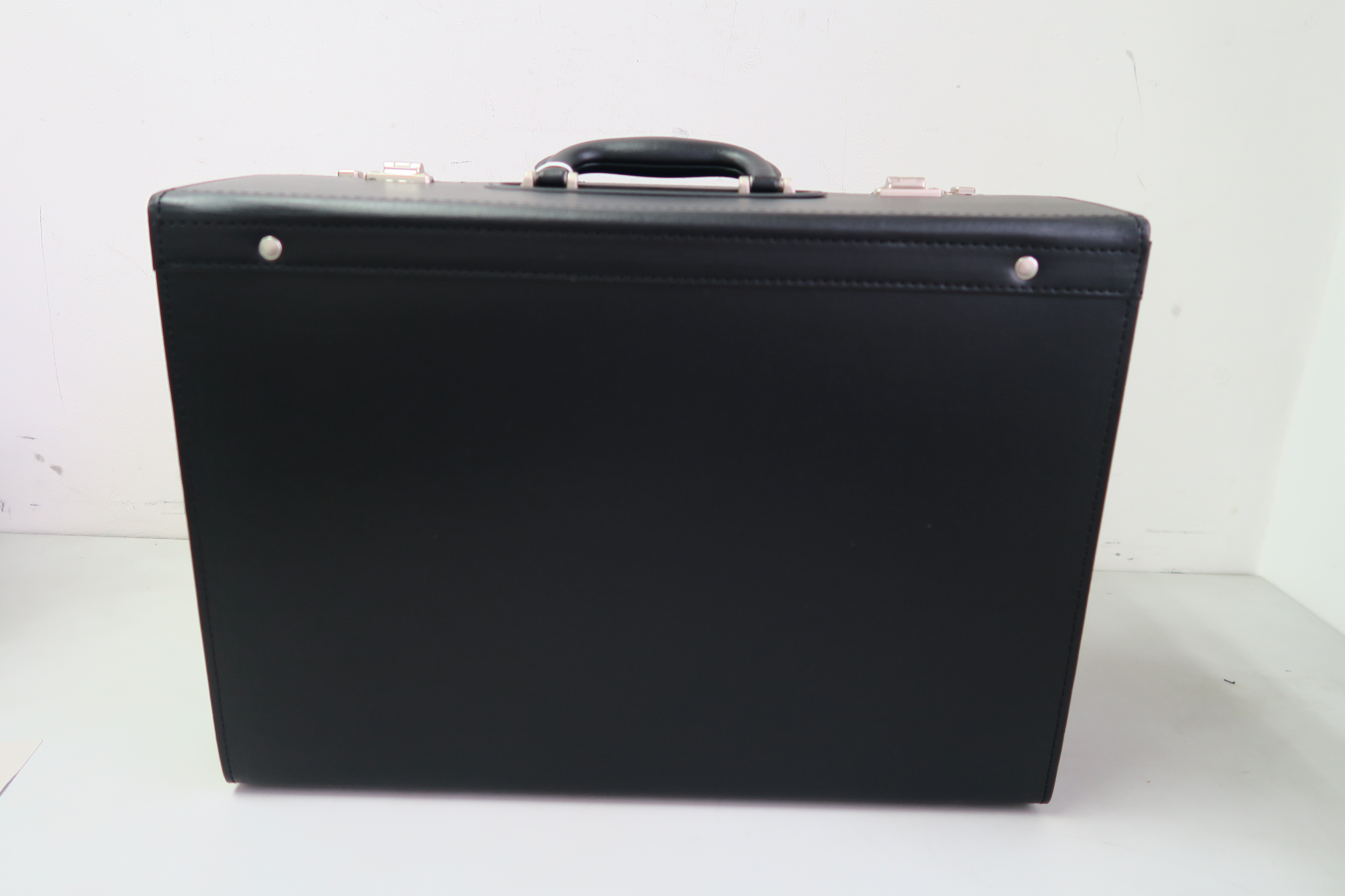 SHANGHAI ROYAL LUGGAGE CO., LTD – Insulation pack age 3