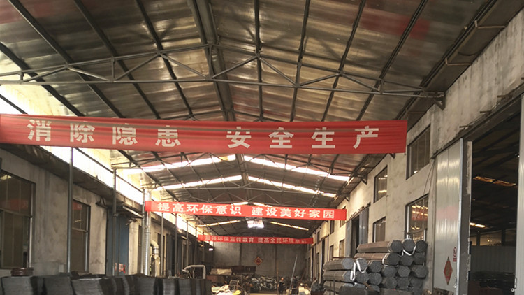 Qingdao Xinyi Metal Products Co., Ltd. – warehouse trucks 2