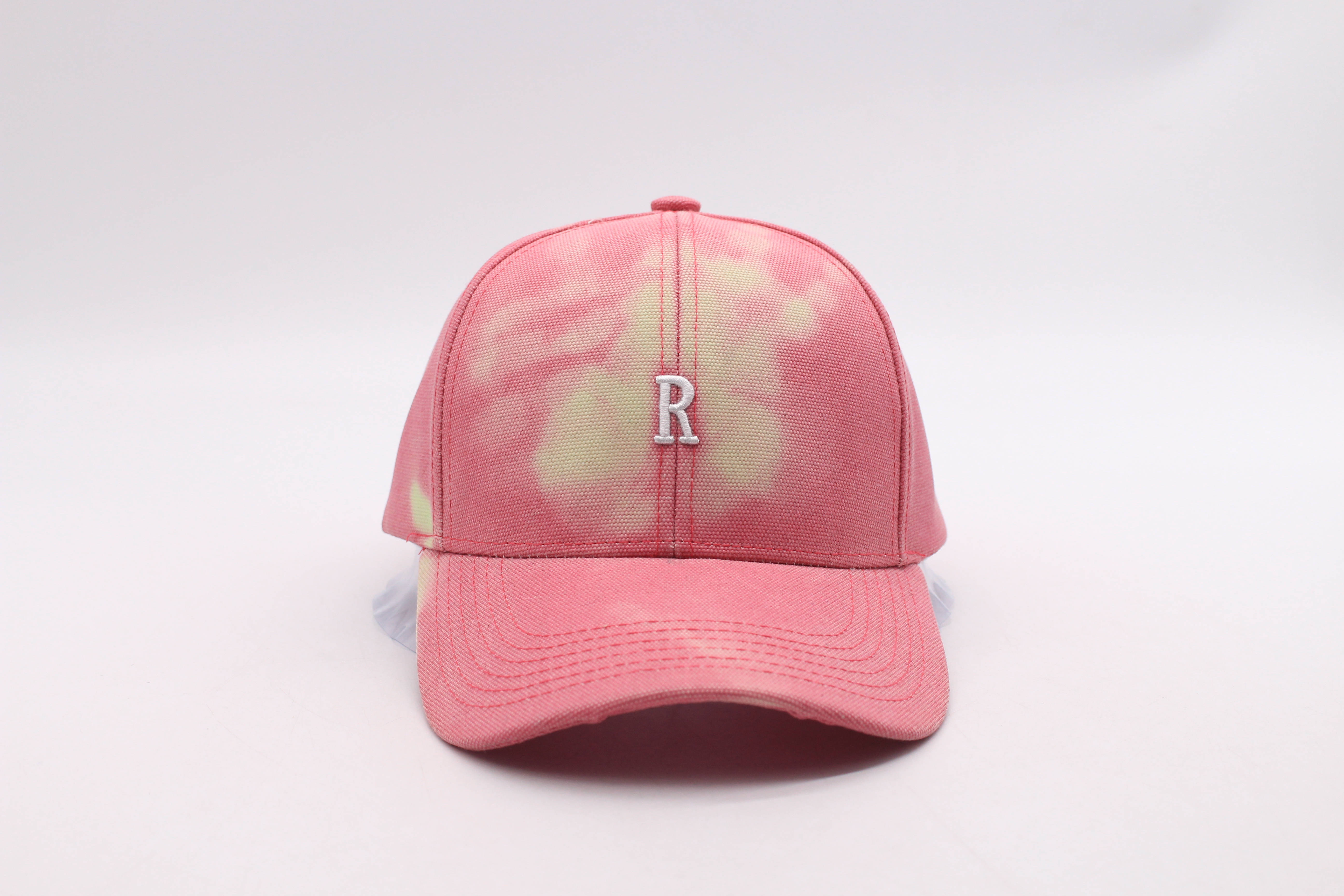 Women's temperature-sensitive baseball cap