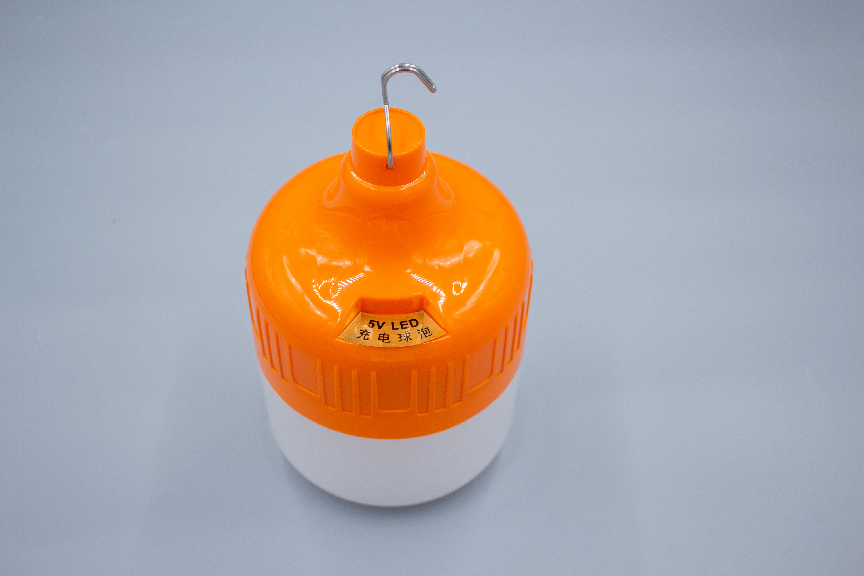 LED应急灯充电球泡带挂钩灯户外应急灯