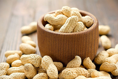 blanched peanut