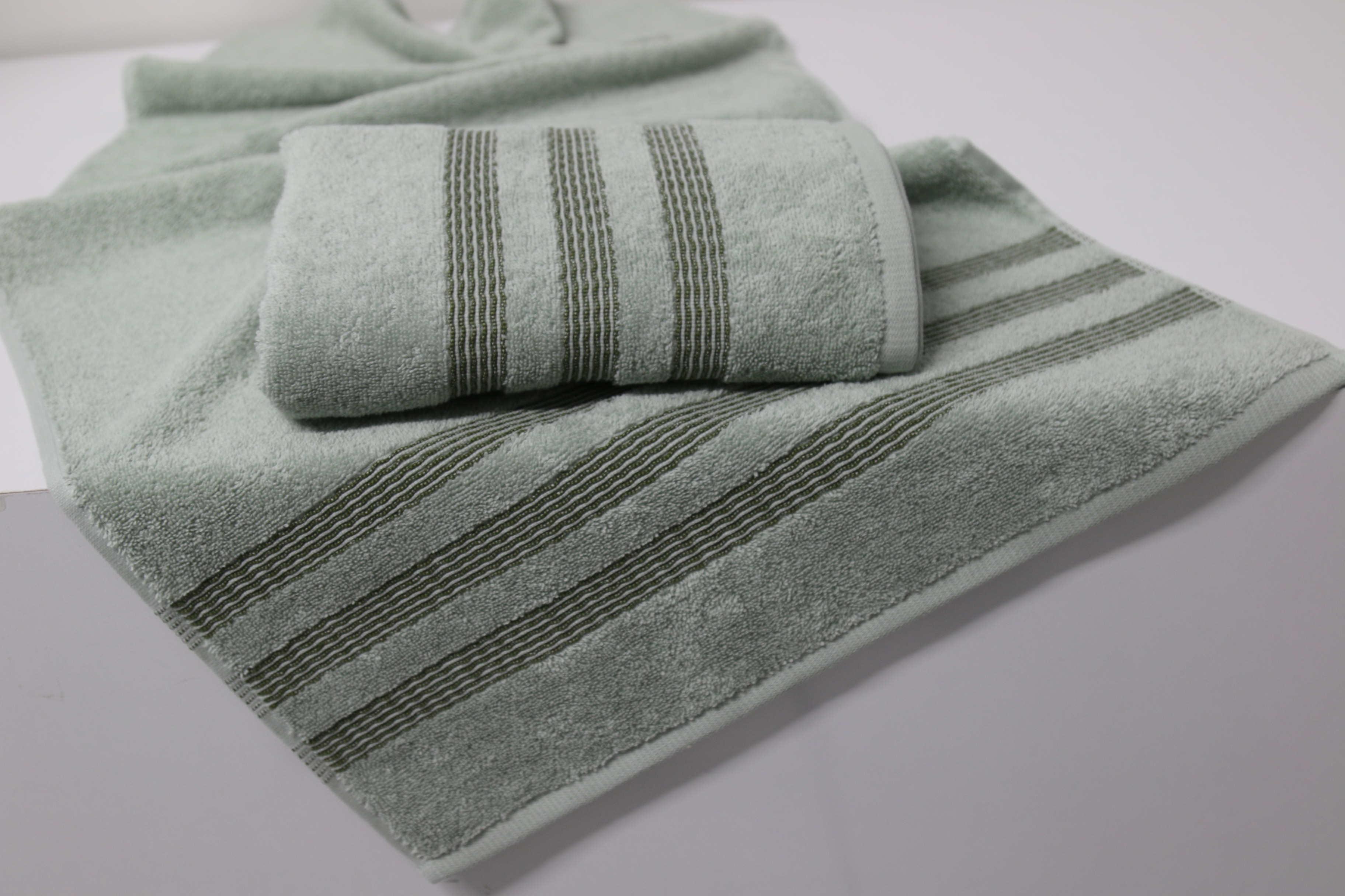 MENEKSE TEKSTIL – Ribbon bath towel 2