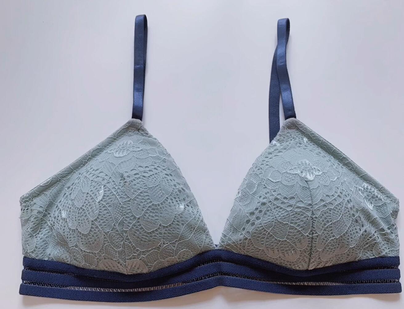 Ladies fashion bra