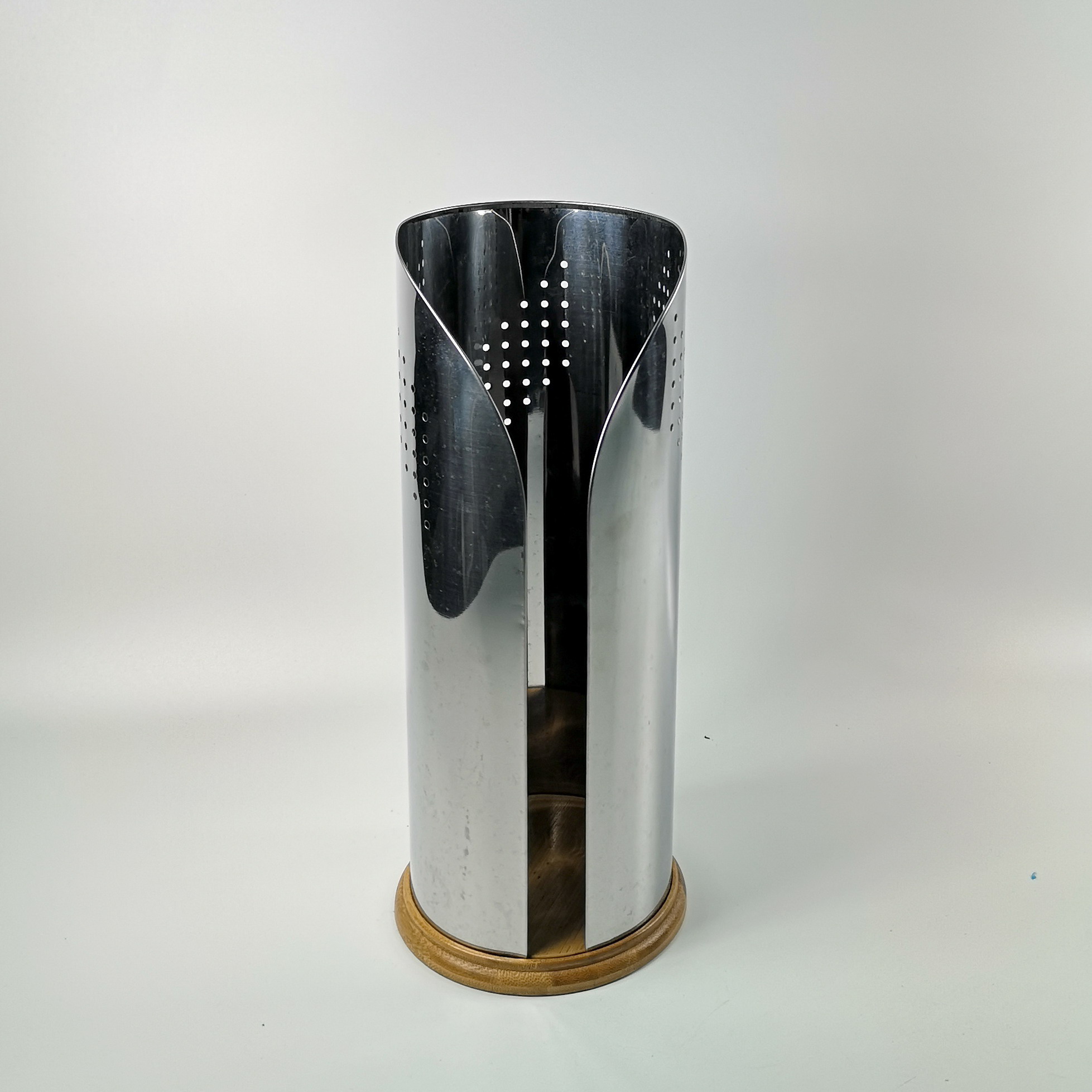 bamboo base paper holder