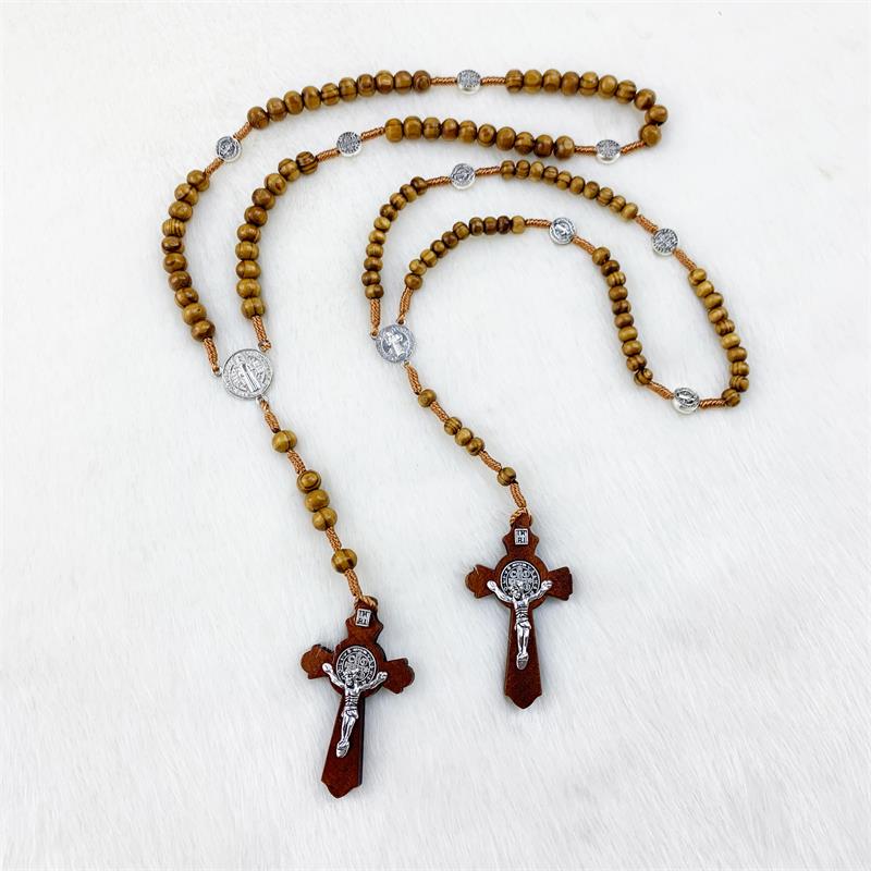 Hot Sale Professional Design High Quality Religious 8mm Pine Wood Rosary Necklace