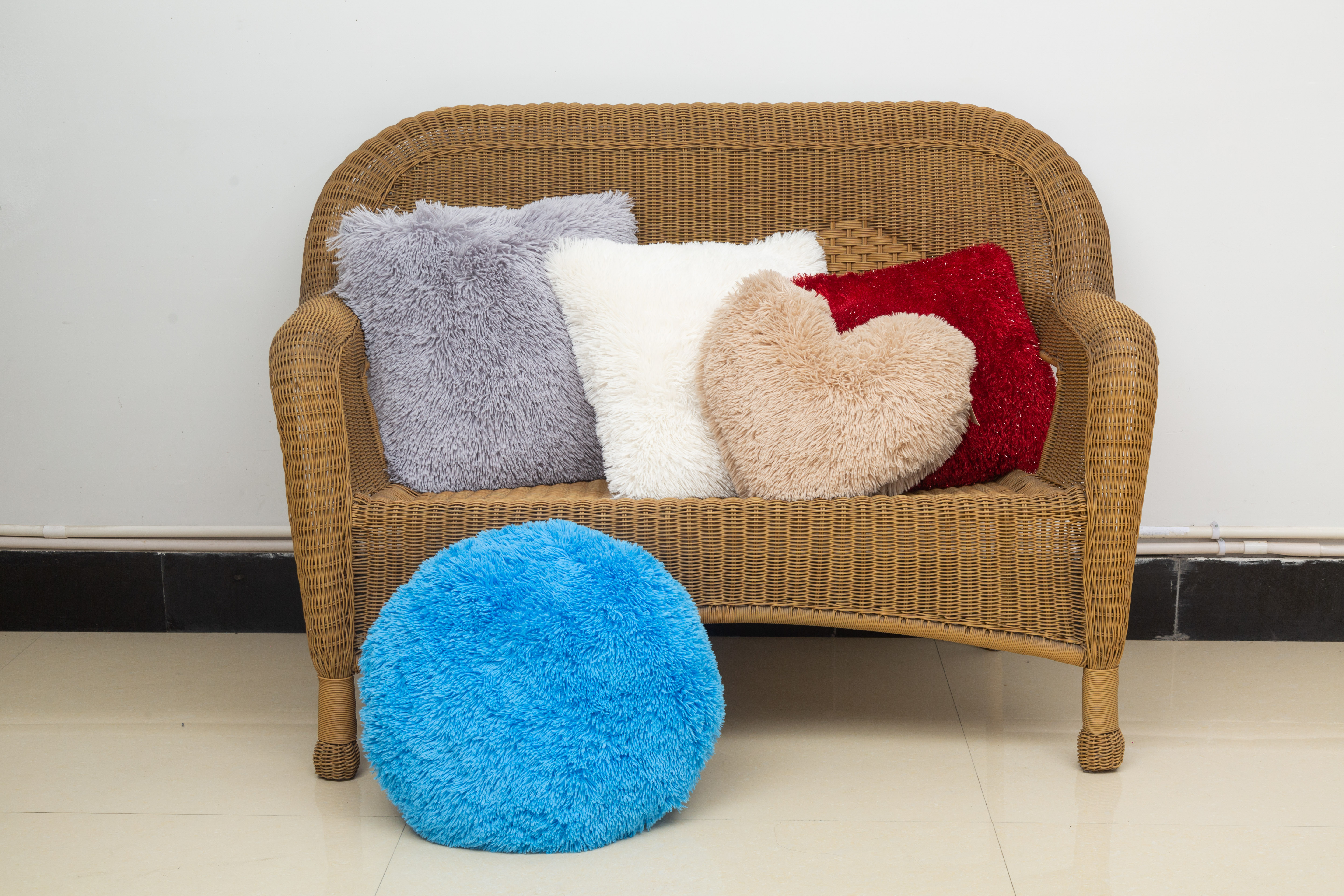 Lonh plus cushion/pillow