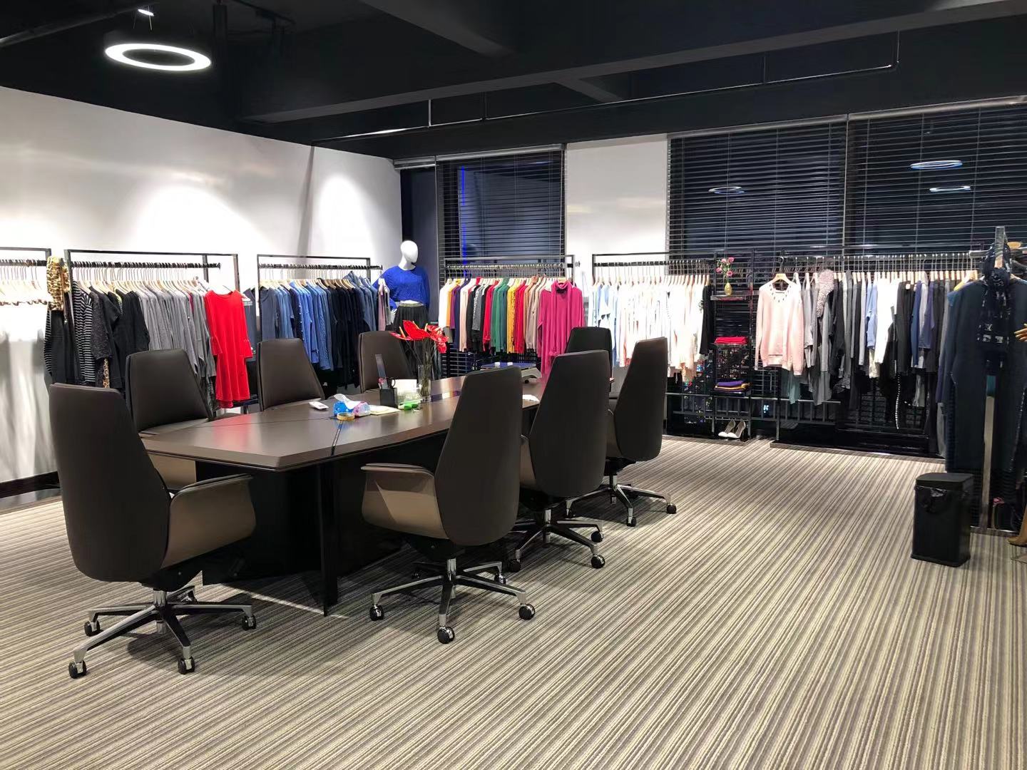 Xiangshan Xingang Clothing Co., Ltd. – Photos produits 2