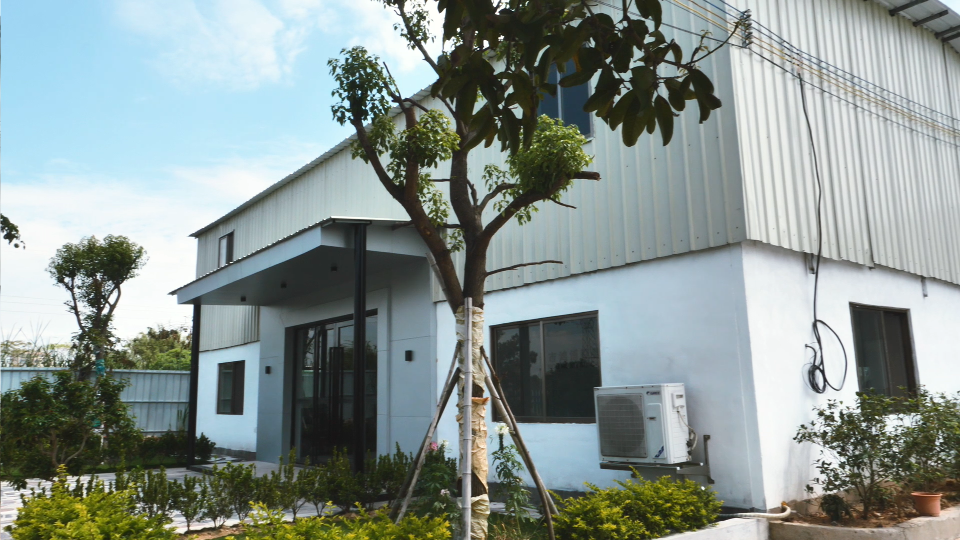 Shantou Jinxi Crane Textile Factory Co., Ltd. – Wool Jackets 1
